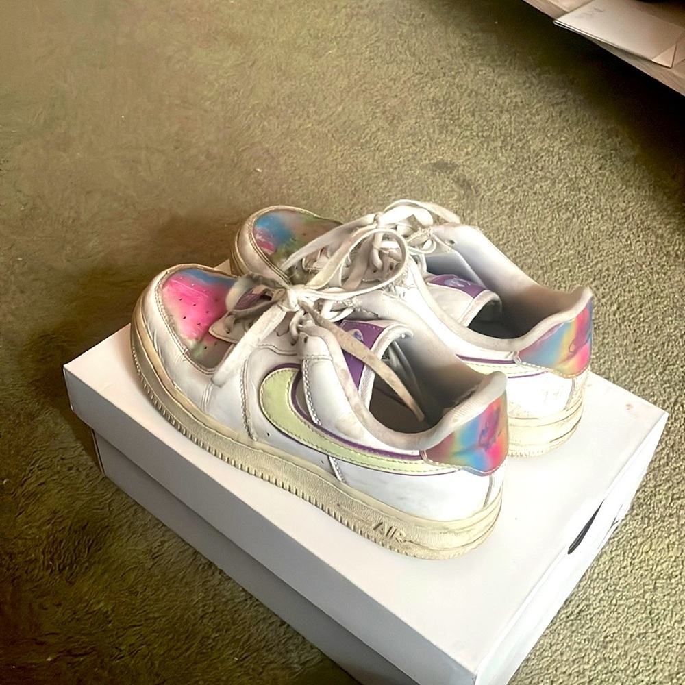 AF1 easter addition